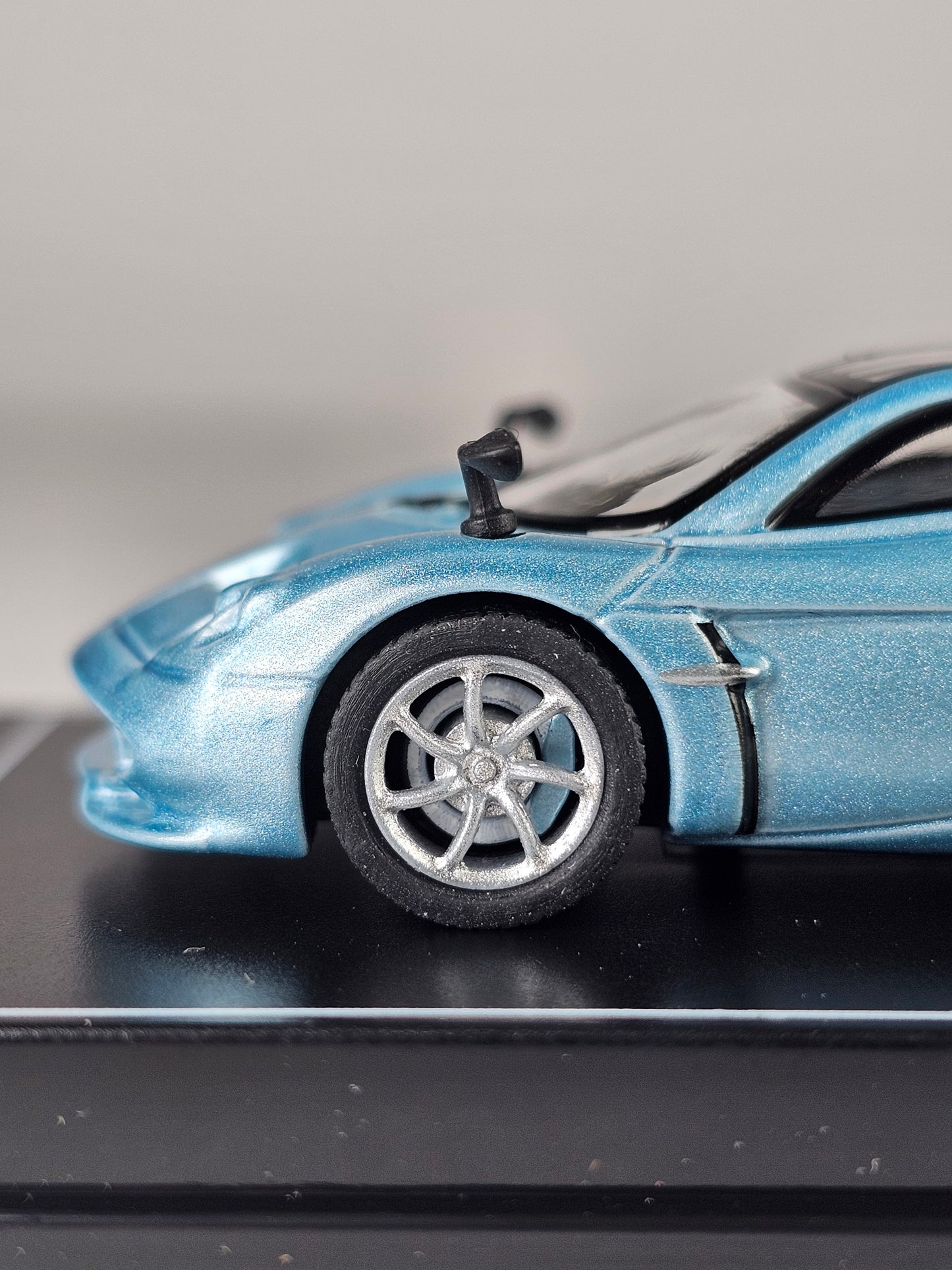 Postercars 1:64 H21 Pagani Huayra Codalunga Diecast Scale Model