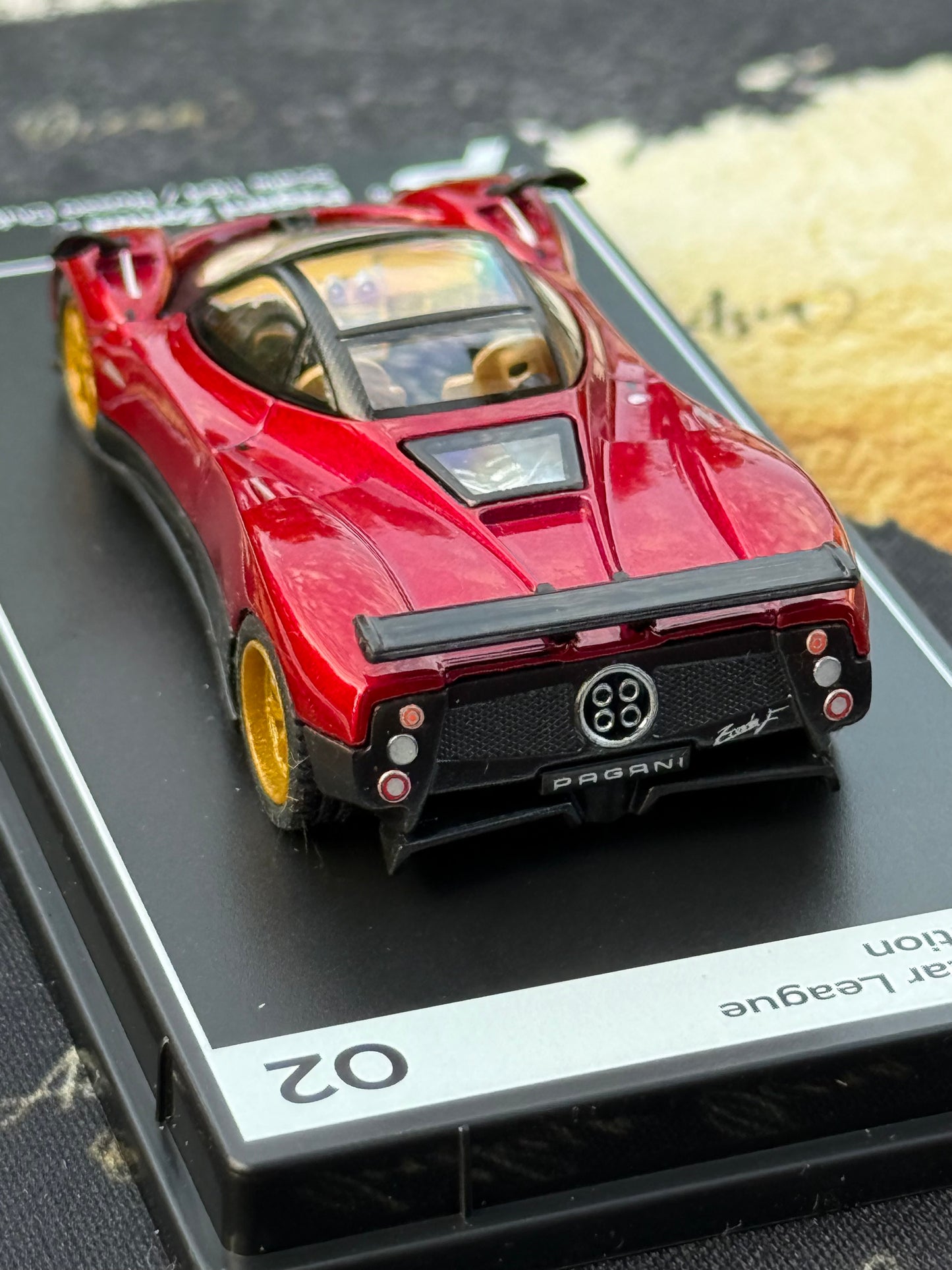 Postercars 1:64 H02 Pagani Zonda F Rosso Dubai Diecast Scale Model