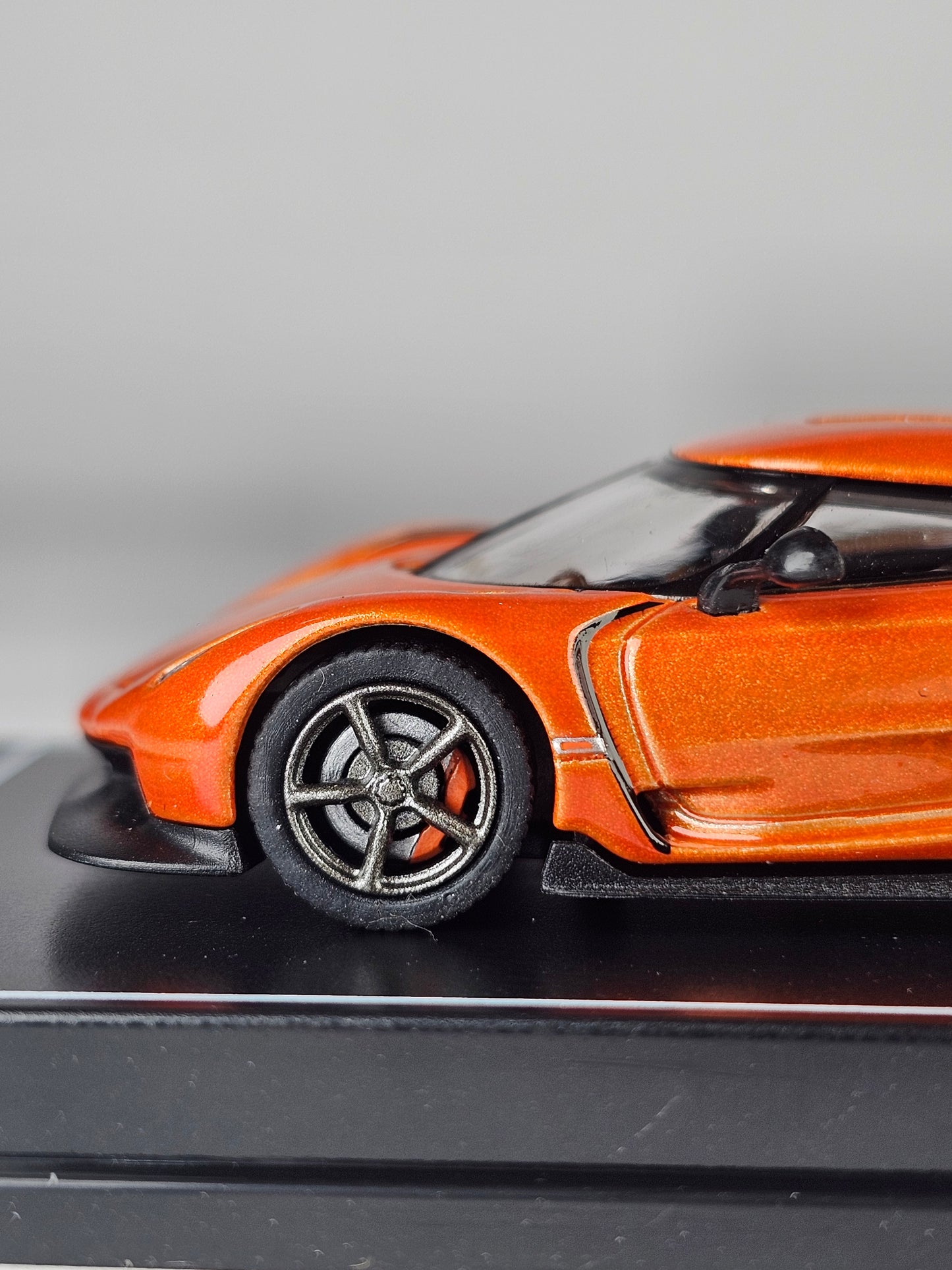 Postercars 1:64 H05 Koenigsegg Jesko Absolut Sweet Mandarin Diecast Scale Model